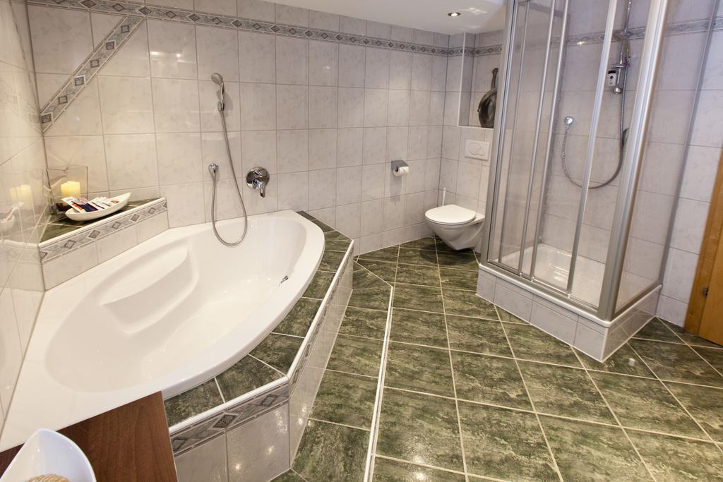 Apart Alpen Royal Nauders Room photo